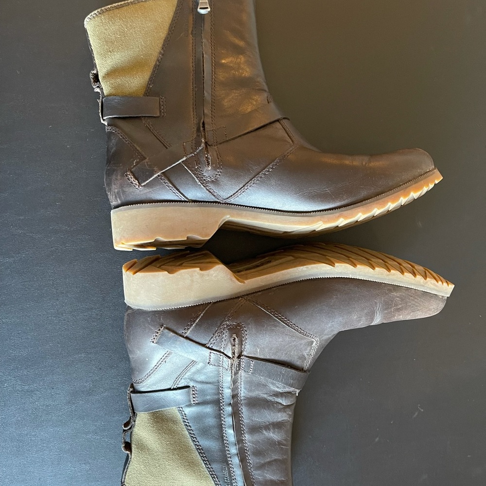 Teva booties in a size 8